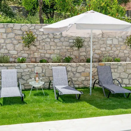 Aristides * Кассиопи