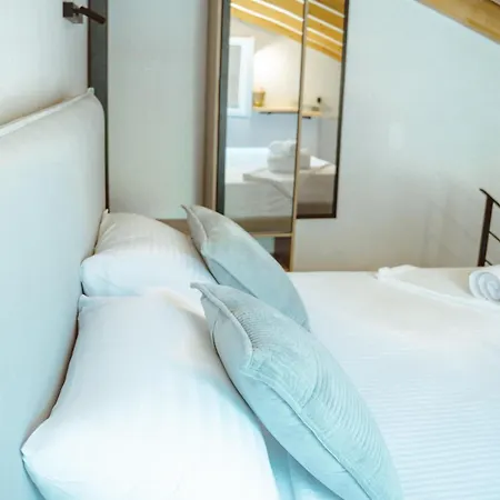 Aristides Вилла